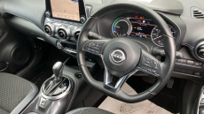 Nissan Juke 1.6 Hybrid N-Connecta 5dr Auto Hybrid Hatchback